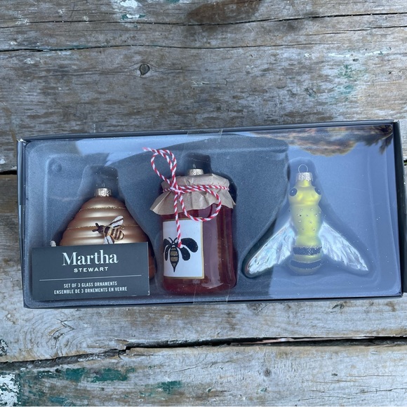 Martha Stewart glass honey bee ornaments - Picture 5 of 6